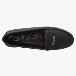 NWOT Calvin Klein Flats - Black Leather - Women US 7.5